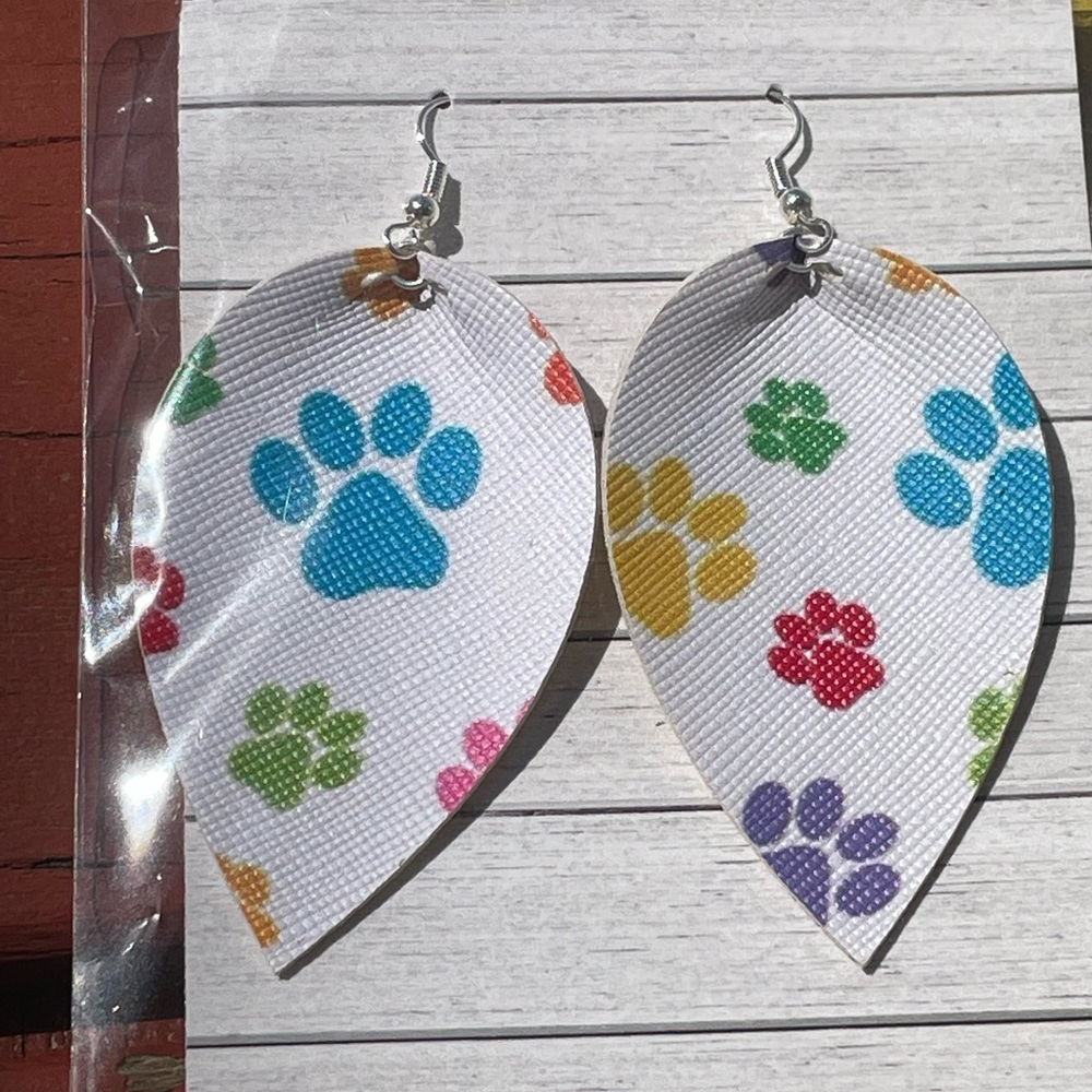 🐾🌈New Paw Print teardrop Earrings
